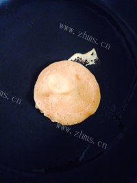 好吃的番茄蛋黄饼做法图解7)