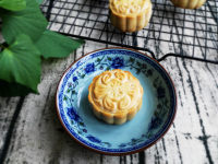 自制广式豆沙月饼