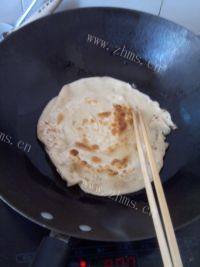 超级好吃的烫面饼做法图解8)