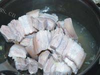春笋烧肉做法图解3)
