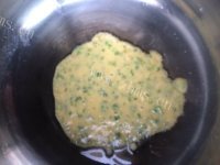 好吃的蒜苔鸡蛋饼做法图解4)