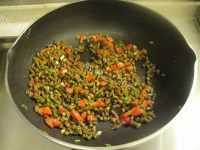 家常菜肉丁炒酸豇豆做法图解7)
