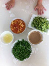 色泽不错的家常面条做法图解5)