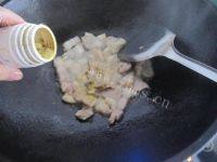 家常猪肉炖豆角做法图解4)