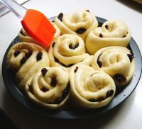 营养丰富的蔓越莓面包卷做法图解8)