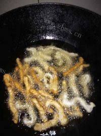 美味的糖醋里脊做法图解4)
