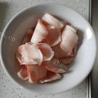  芳香四溢胡萝卜炒肉做法图解1)