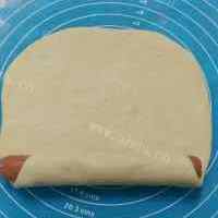 美味奶香火腿肠面包的做法图解八