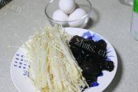 家常菜金针菇炒鸡蛋做法图解1)