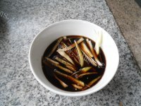 下饭菜之无敌美味煎蒸咸鱼头做法图解9)
