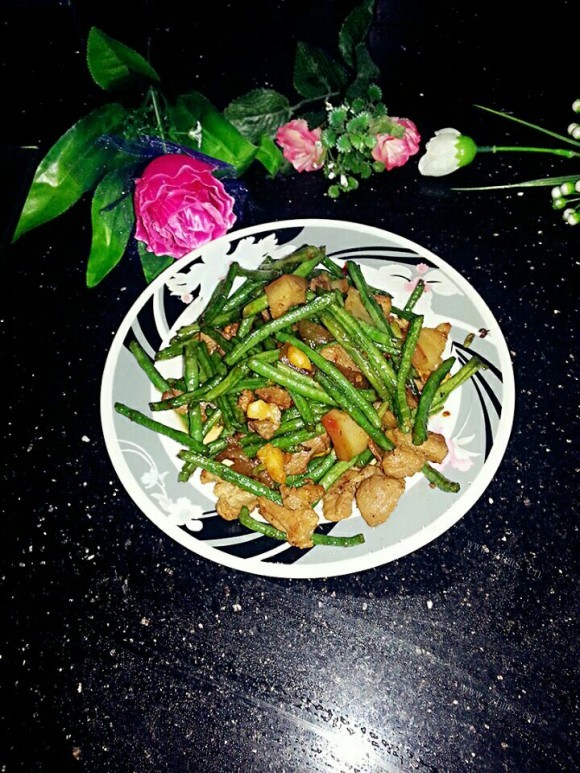 唇齿留香的四季豆炒肉