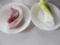 家常茭白炒肉片做法图解1)