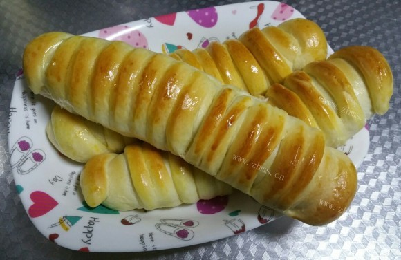 喷香的毛毛虫面包