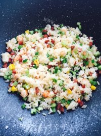 美味的蛋包饭做法图解2)