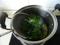 好吃的荠菜豆腐羹做法图解2)