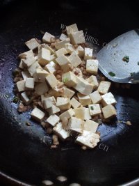 营养丰富的肉末豆腐做法图解6)