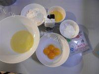 「DIY美食」戚风蛋糕卷做法图解1)