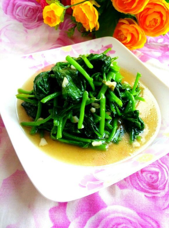 蒜茸木耳菜