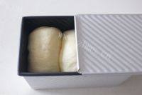 自制葡萄干土司做法图解14)