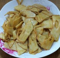美味的油焖笋做法图解5)