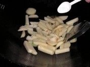 家常菜炒双豆做法图解3)
