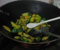 「美味可口」炒南瓜做法图解5)