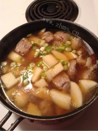 家常沙茶酱排骨焖饭做法图解6)
