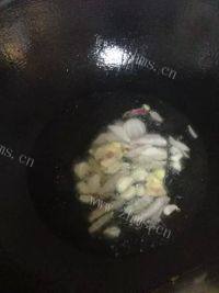 家常菜糖醋黄花鱼做法图解10)