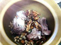 「美味可口」土茯苓扁豆大骨汤做法图解5)