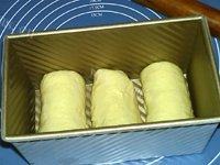 口感不错的卡仕达吐司做法图解20)