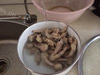 美味的泡椒鸡爪做法图解4)