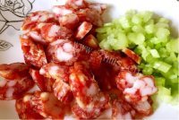 香喷喷的电饭煲煲仔饭做法图解4)