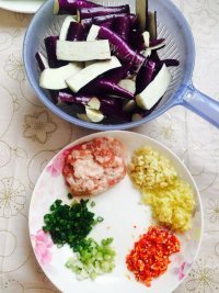芳香四溢的肉末茄子做法图解2)
