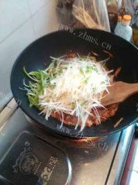 好吃不腻的土豆丝炒肉丝