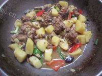 简易版-鸡肉炖土豆