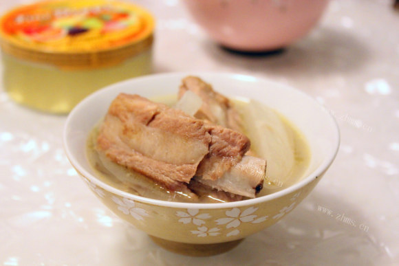 DIY萝卜排骨汤