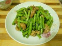 爽滑豆角炒肉丝