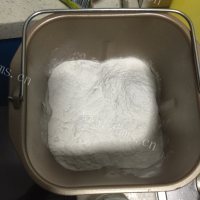 自制玫瑰花面包做法图解1)