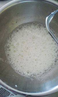 6寸戚风蛋糕做法图解9)