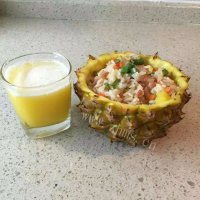 异域风情的菠萝炒饭做法图解6)