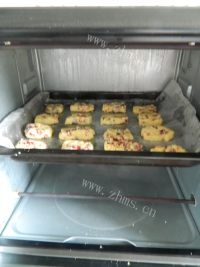 自制蔓越莓饼干做法图解9)