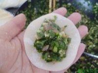 口感好的韭菜馅饼做法图解10)