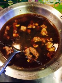 香喷喷的牛肉炖萝卜做法图解6)