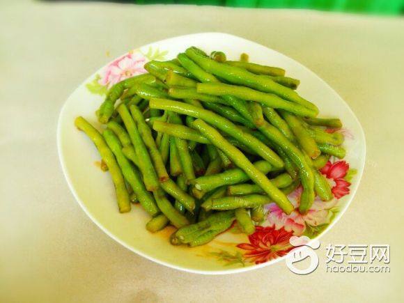 红烧汁拌长豇豆