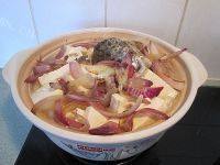 家常三文鱼头豆腐煲