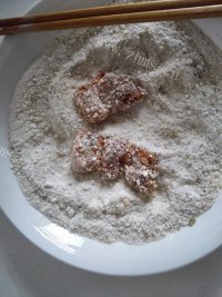 鲜美可口的粉蒸肉做法图解8)