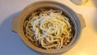 劲道的砂锅手抻面做法图解10)
