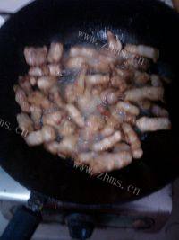 家常菜红烧肉炖土豆做法图解4)