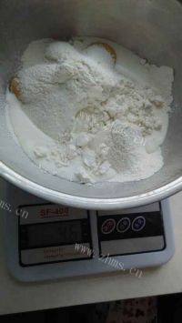 自己做的奶油草莓蛋糕卷做法图解3)