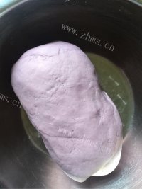 香气浓郁的紫薯馒头做法图解5)